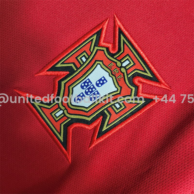 Unitedfootballkit.com | Retro Portugal 16-17 Home Stadium Long Sleeve Jersey -Customize Name, Number and Patch | Worldwide Shipping