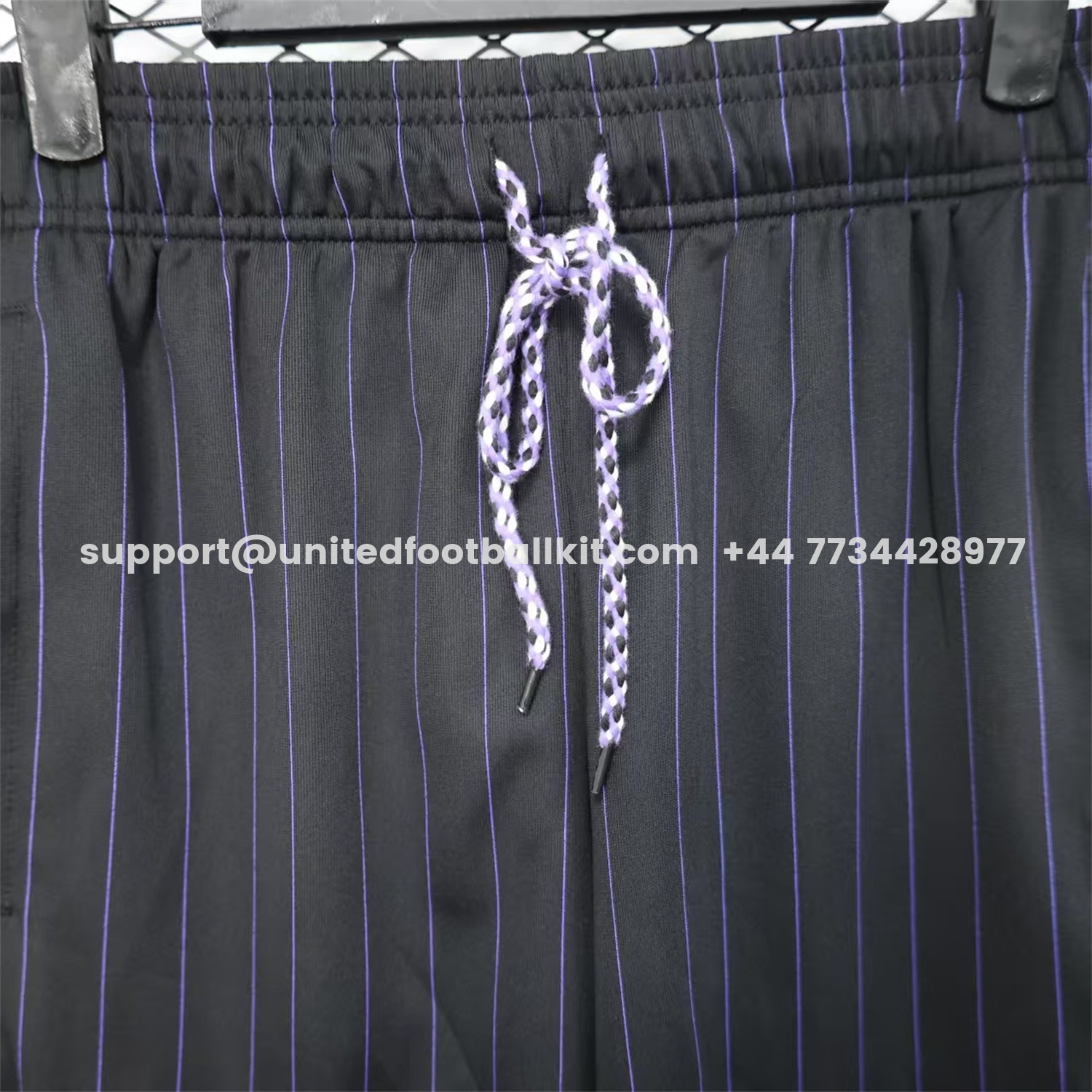 Unitedfootballkit.com | Manchester United 25-26 Trefoil Black Travel Shorts - Player Version -Customize Name, Number and Patch | Worldwide Shipping