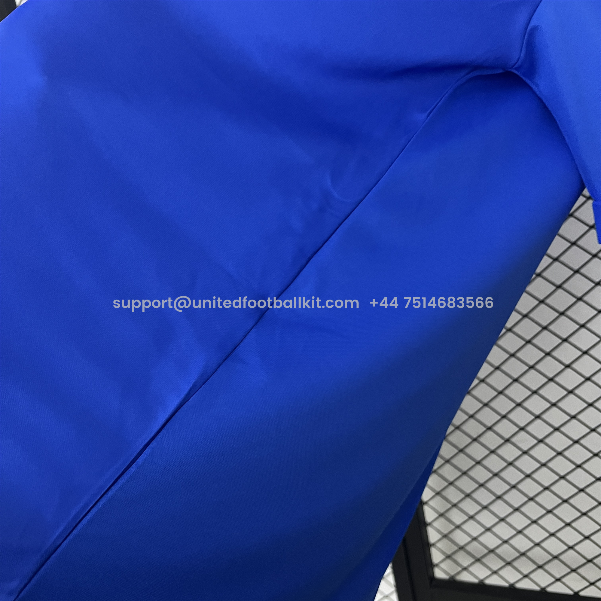 Unitedfootballkit.com | Retro Juventus 1999-00 Away Jersey -Customize Name, Number and Patch | Worldwide Shipping