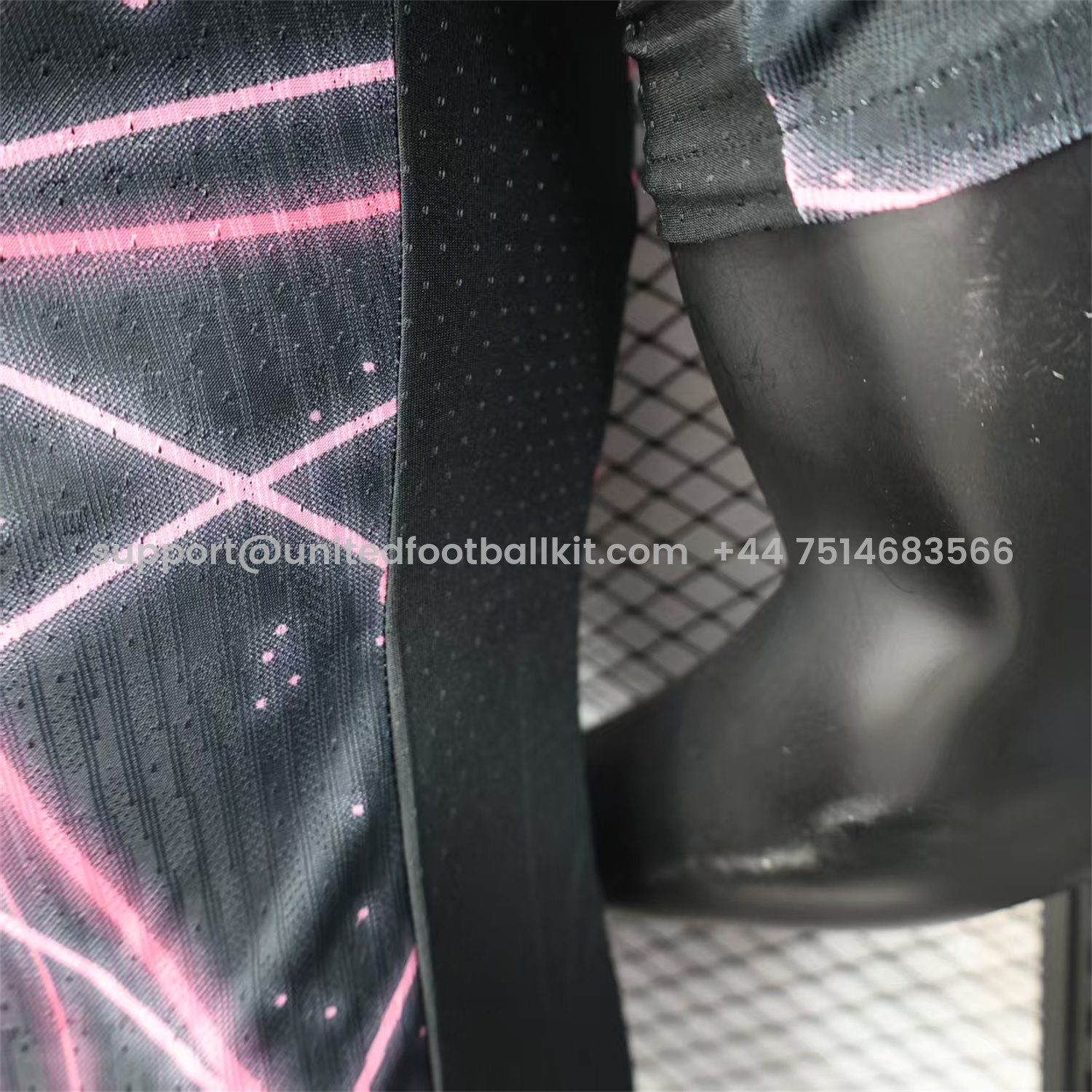 Unitedfootballkit.com | Paris Saint-Germain PSG 25-26 Pink Lines Jordan Black Special Jersey - Player Version -Customize Name, Number and Patch | Worldwide Shipping