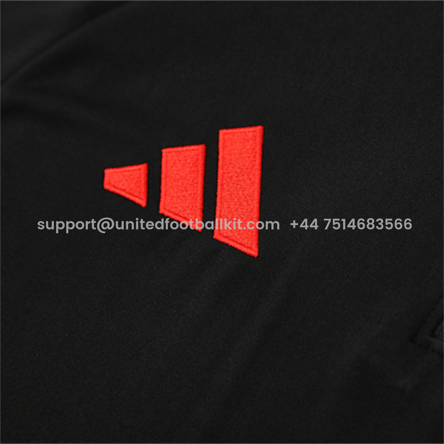 Unitedfootballkit.com | Bayern Munich 25-26 Kid Long Sleeves Training Set - Black Top & Black Pants -Customize Name, Number and Patch | Worldwide Shipping