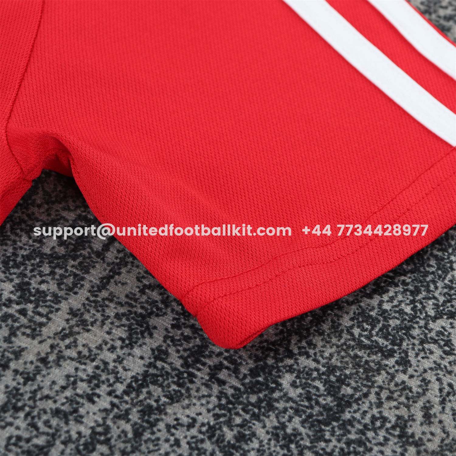 Unitedfootballkit.com | Retro Bayern Munich 2001-02 Home Kids Kit -Customize Name, Number and Patch | Worldwide Shipping