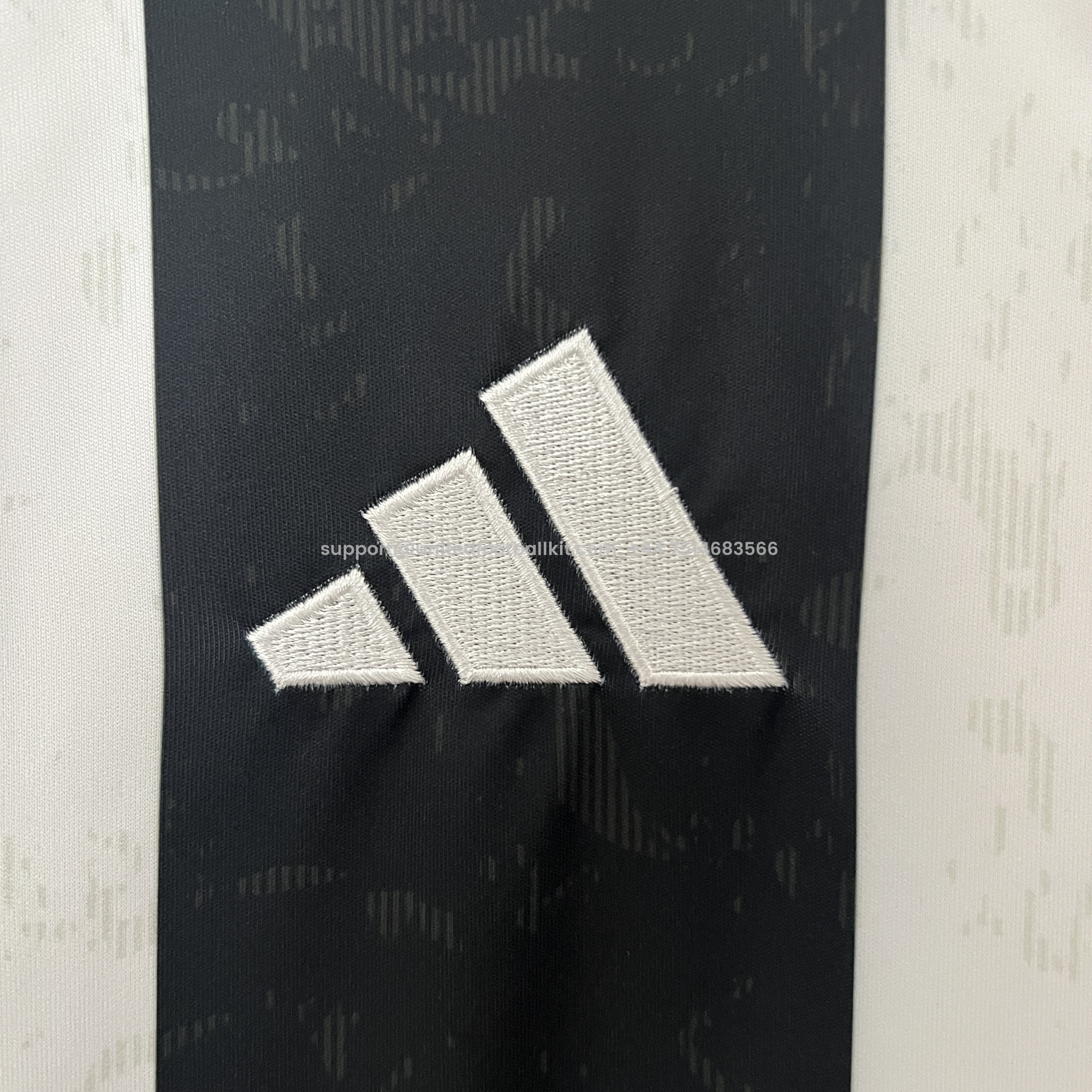 Unitedfootballkit.com | Juventus 24-25 Home Stadium Jersey - Fans Version -Customize Name, Number and Patch | Worldwide Shipping