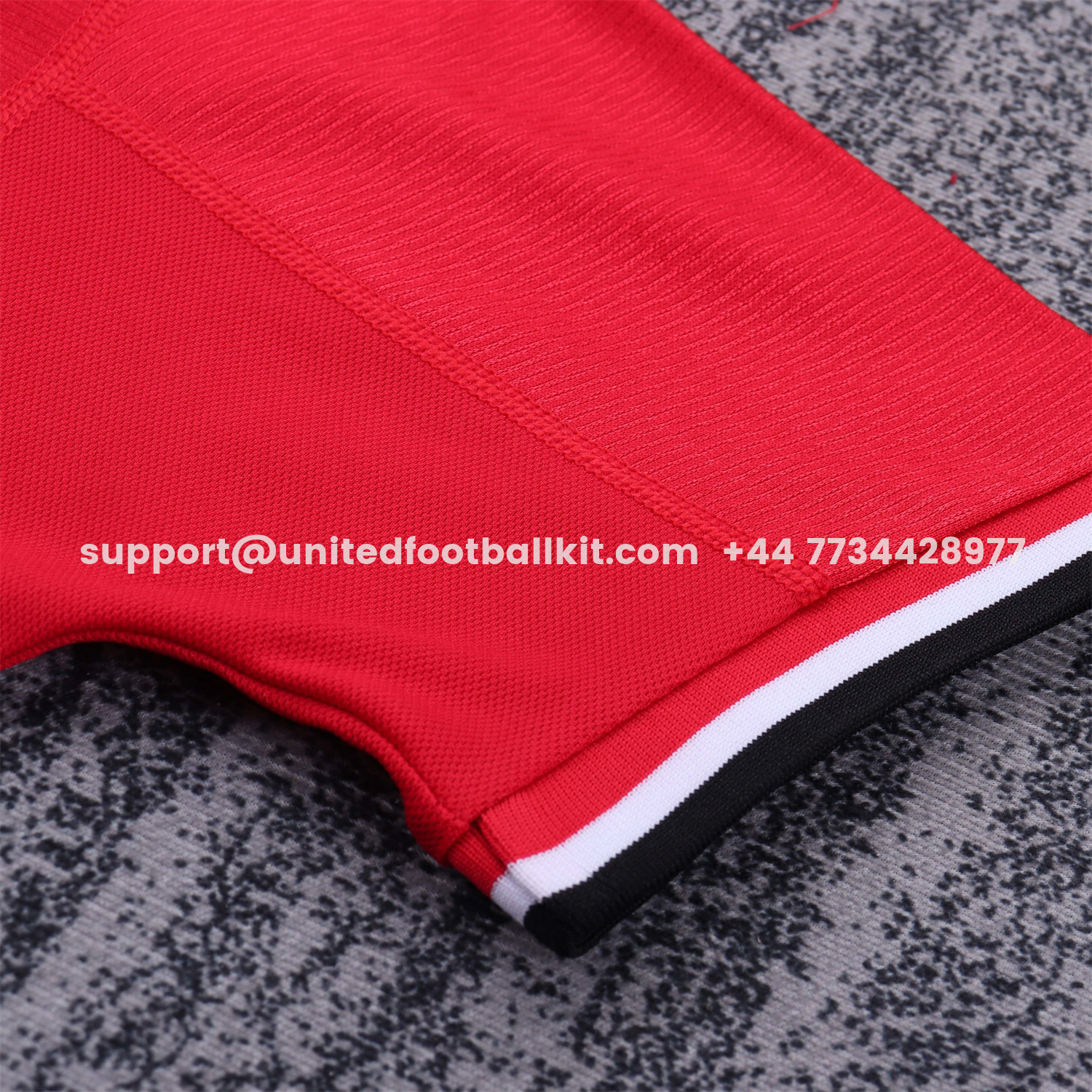 Unitedfootballkit.com | Retro Manchester United 2000-02 Home Kids Kit -Customize Name, Number and Patch | Worldwide Shipping