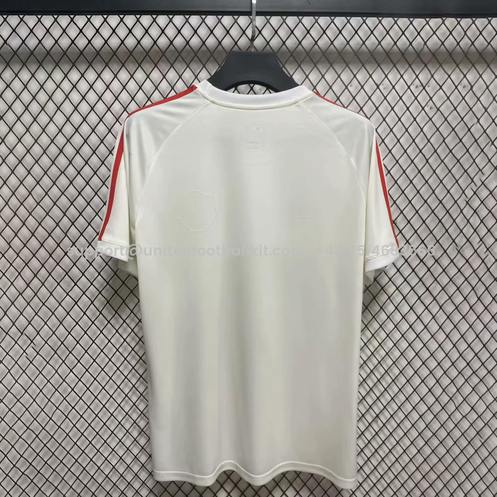 Unitedfootballkit.com | Manchester United 24-25 Vintage Trefoil White and Red Men's T-Shirt -Customize Name, Number and Patch | Worldwide Shipping