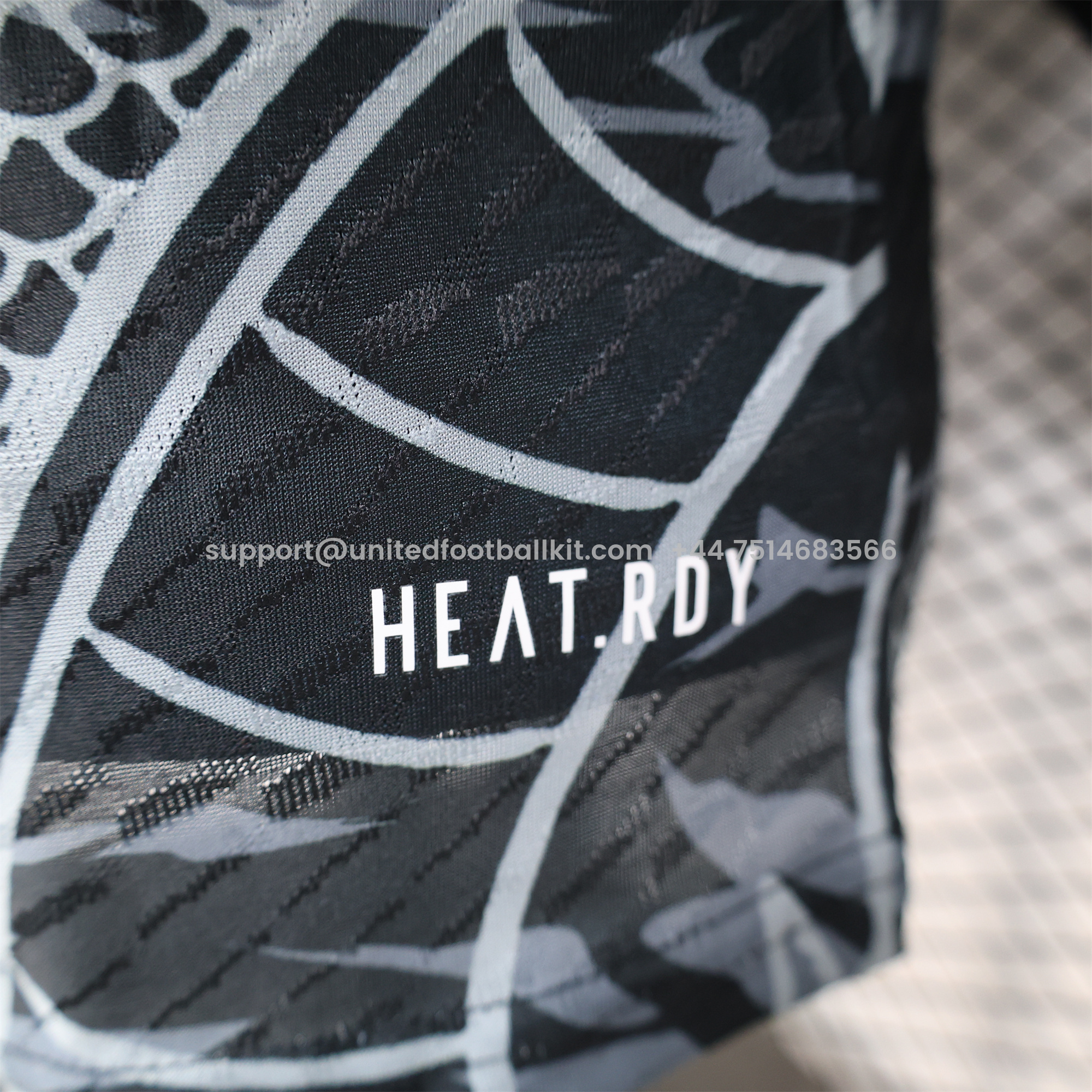 Unitedfootballkit.com | Real Madrid 24-25 Black White Loong Jersey - Player Version -Customize Name, Number and Patch | Worldwide Shipping