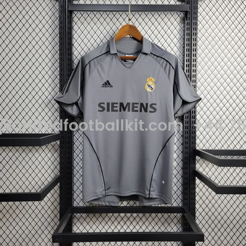 Unitedfootballkit.com | Retro Real Madrid 05-06 Third Jersey -Customize Name, Number and Patch | Worldwide Shipping