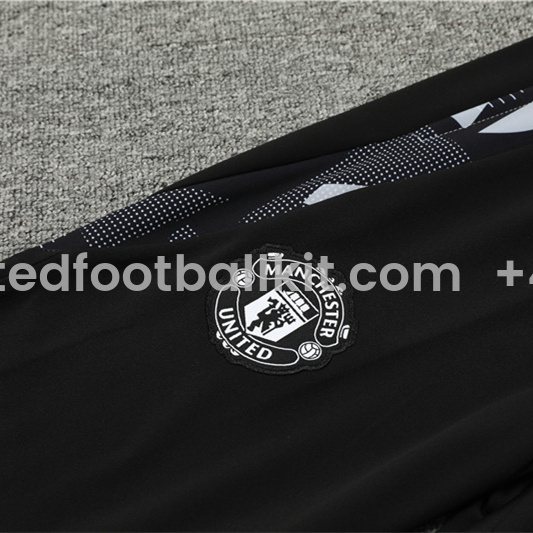 Unitedfootballkit.com | Manchester United 24-25 Long Sleeve Training Set - Black -Customize Name, Number and Patch | Worldwide Shipping
