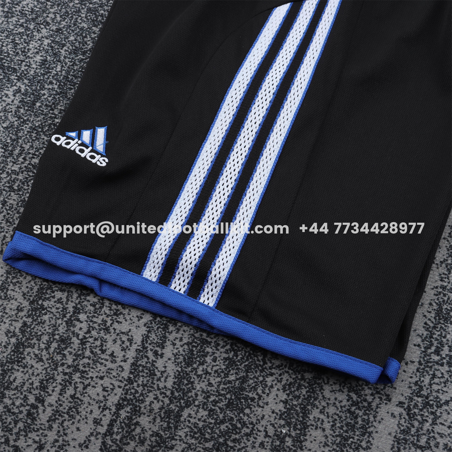 Unitedfootballkit.com | Retro Newcastle United 1999-00 Home Kids Kit -Customize Name, Number and Patch | Worldwide Shipping