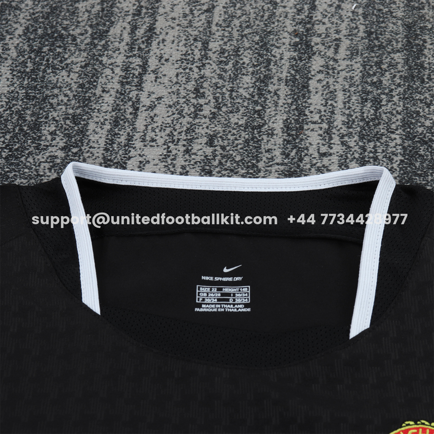 Unitedfootballkit.com | Retro Manchester United 2003-04 Away Kids Kit -Customize Name, Number and Patch | Worldwide Shipping