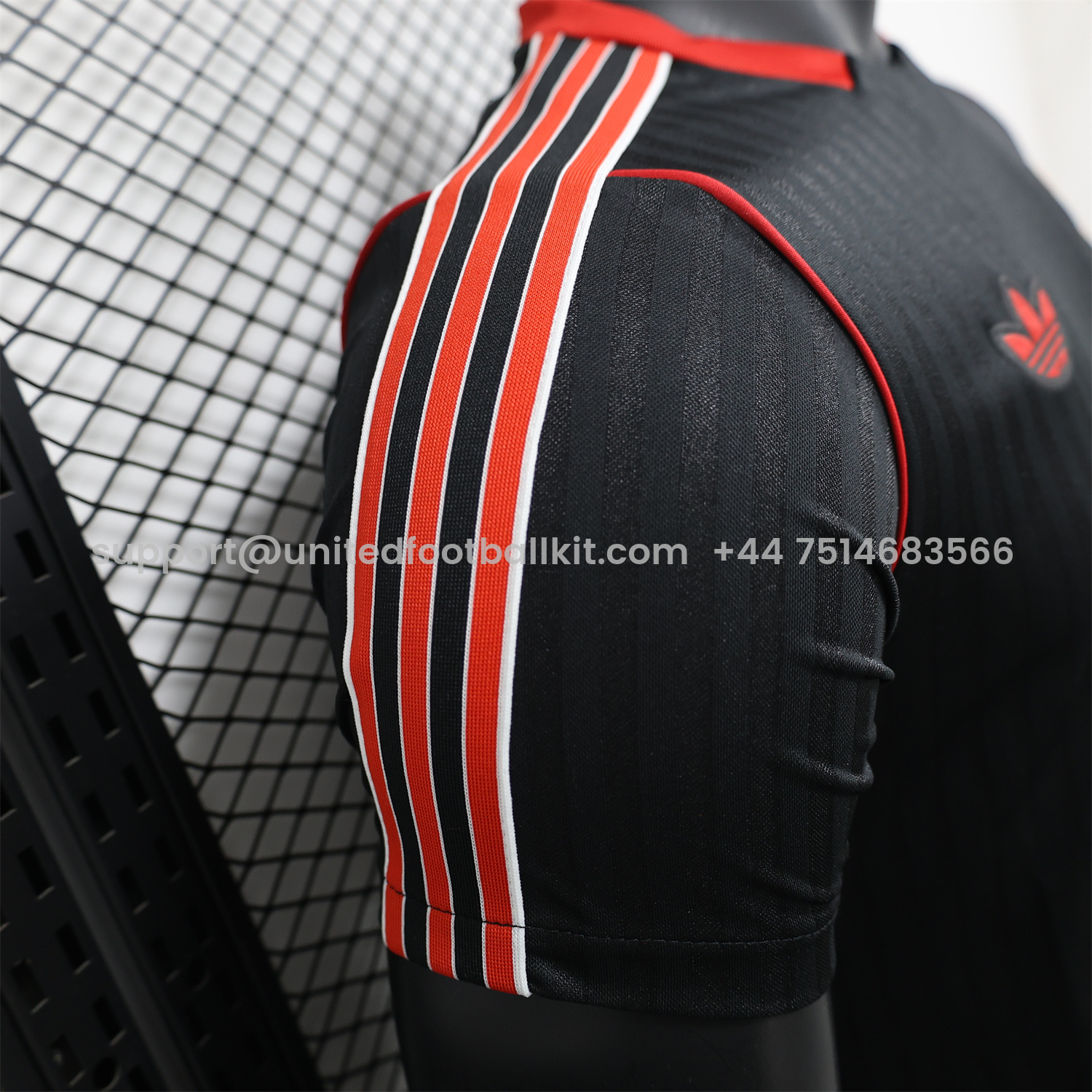 Unitedfootballkit.com | Manchester United 24-25 Black Icon Retro Jersey - Player Version -Customize Name, Number and Patch | Worldwide Shipping