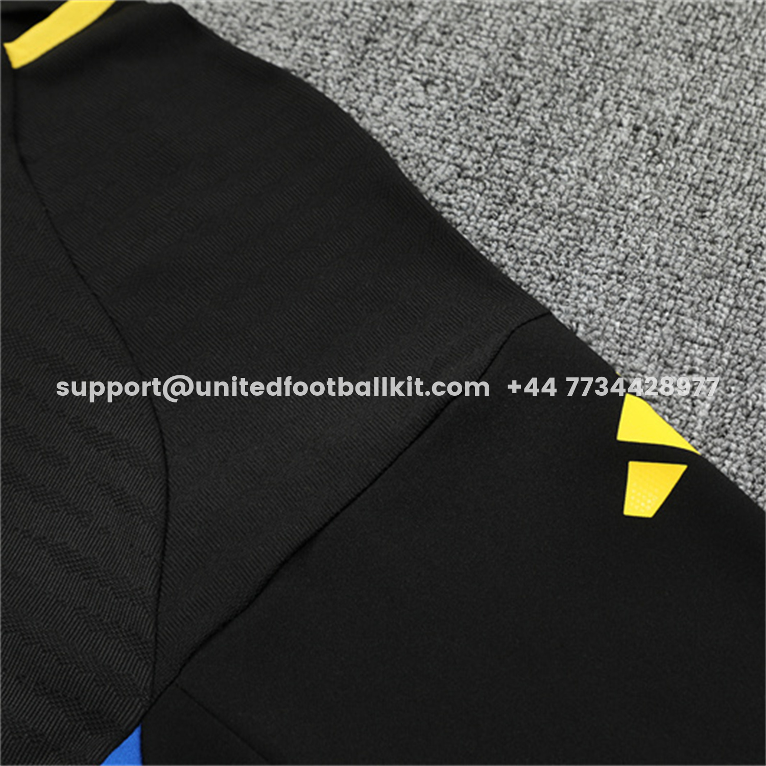 Unitedfootballkit.com | Manchester United 25-26 Kids Long Sleeve Training Set - Black Top & Black Pants -Customize Name, Number and Patch | Worldwide Shipping