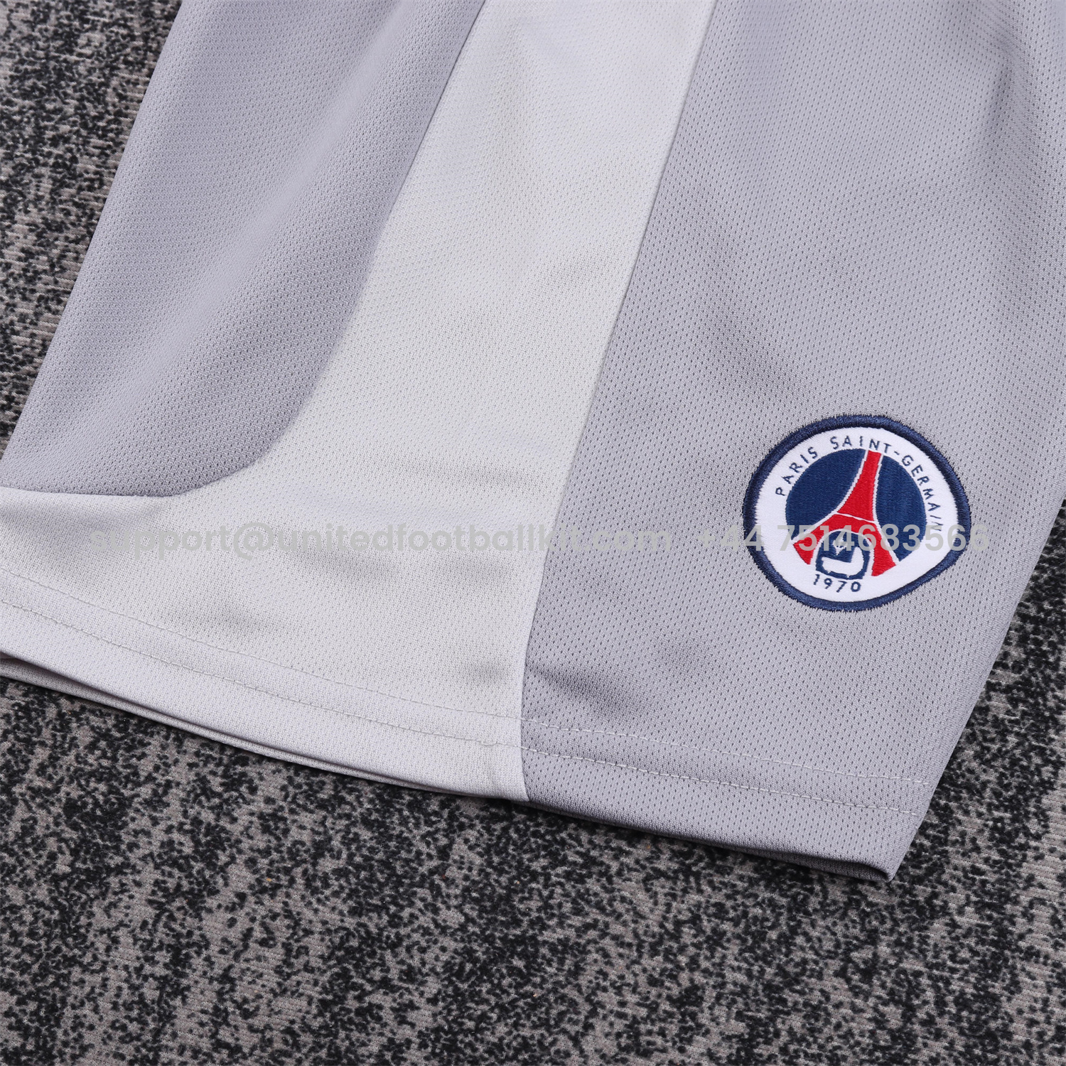 Unitedfootballkit.com | Retro Paris Saint-Germain PSG 2001-02 Away Kids Kit -Customize Name, Number and Patch | Worldwide Shipping