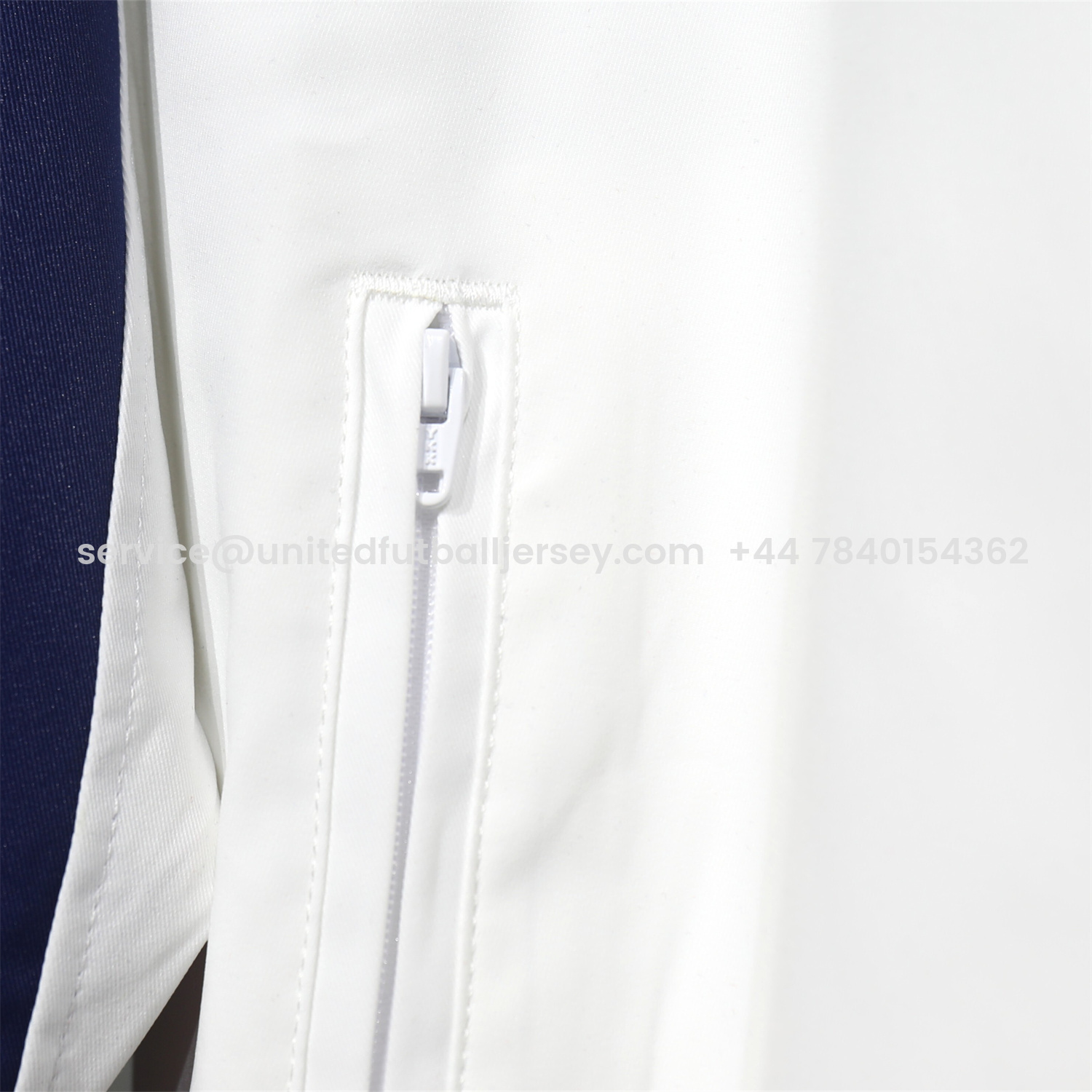 foot-Paris Saint-Germain PSG 25-26 Throwback Windbreaker Jacket - White