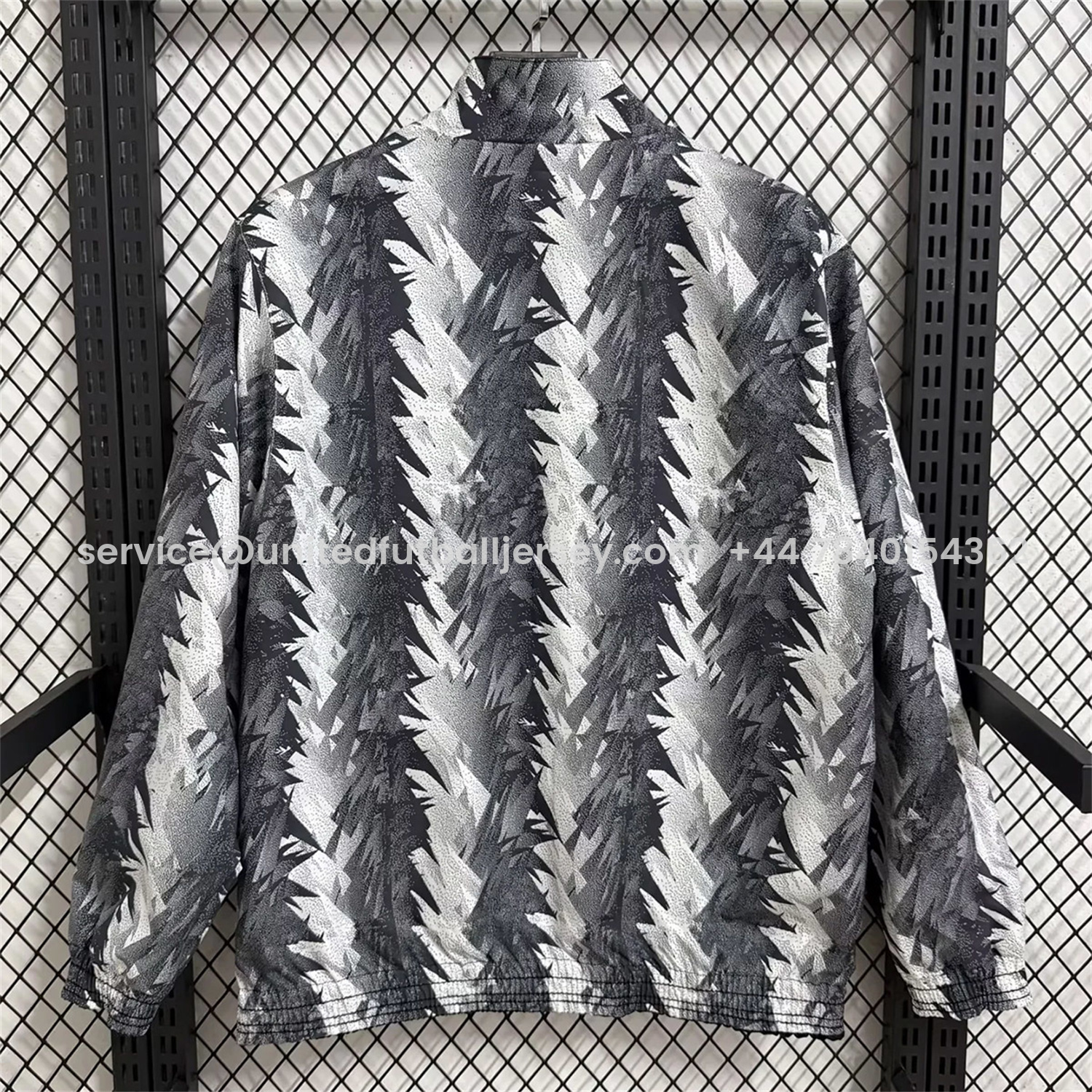 foot-Juventus 25-26 Double Sided Reversible Windbreaker - Black & Grey