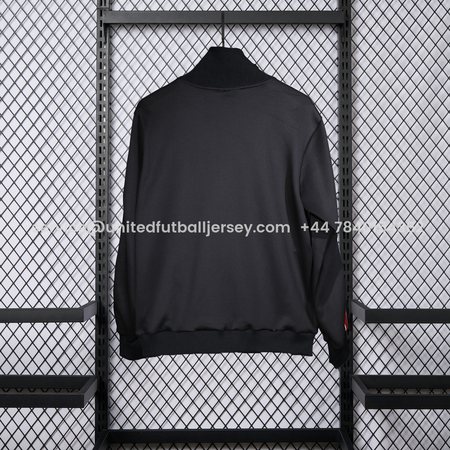 foot-Manchester United 25-26 Red Lines Training Set - Black Top and Black Pants