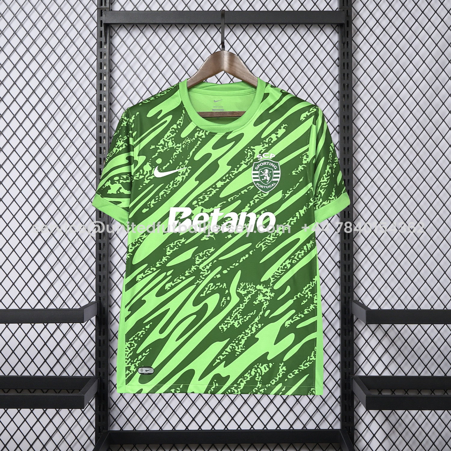 foot-Sporting CP 25-26 Green Goalkeeper Jersey - Fans Version