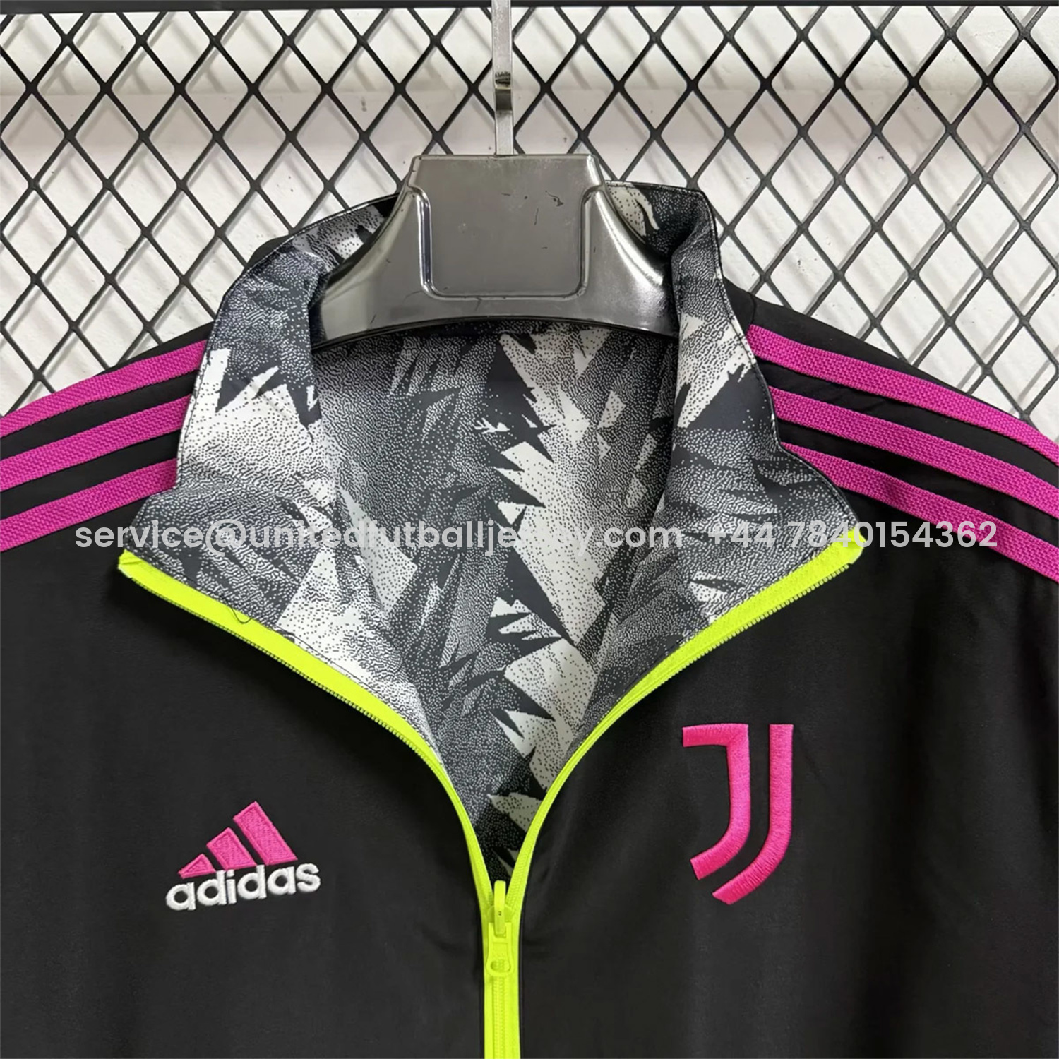 foot-Juventus 25-26 Double Sided Reversible Windbreaker - Black & Grey