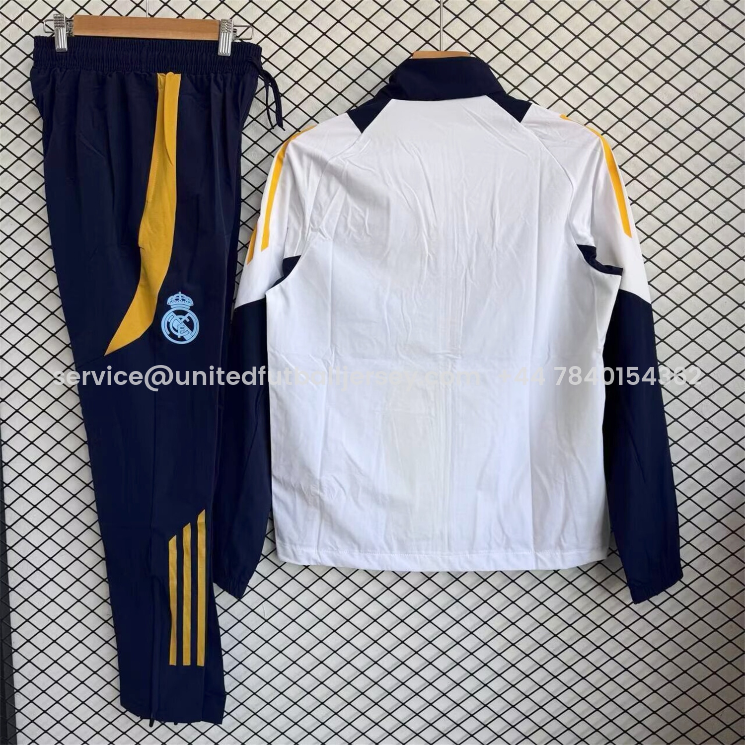 foot-Real Madrid 25-26 Windbreaker Training Set - White Top and Black Pants