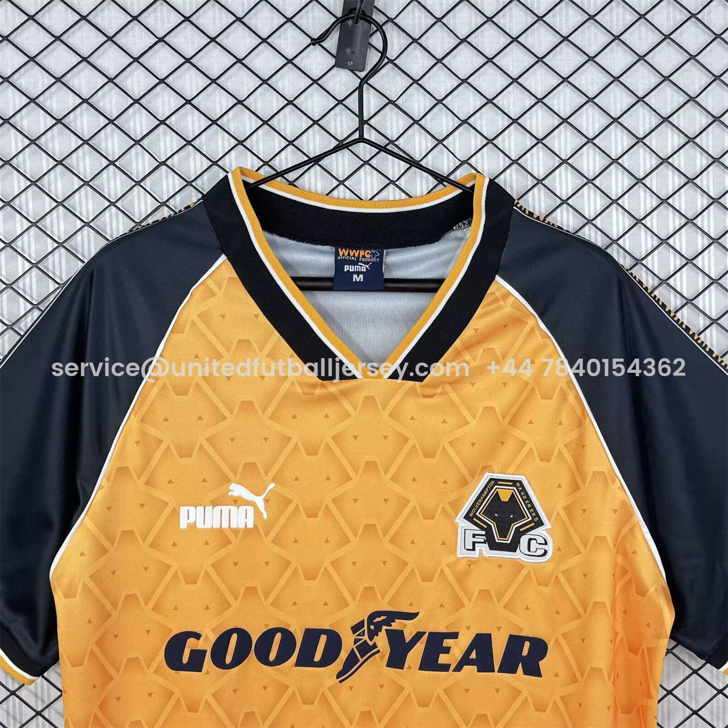 foot-Retro Wolverhampton Wanderers Wolves 1996-98 Home Jersey