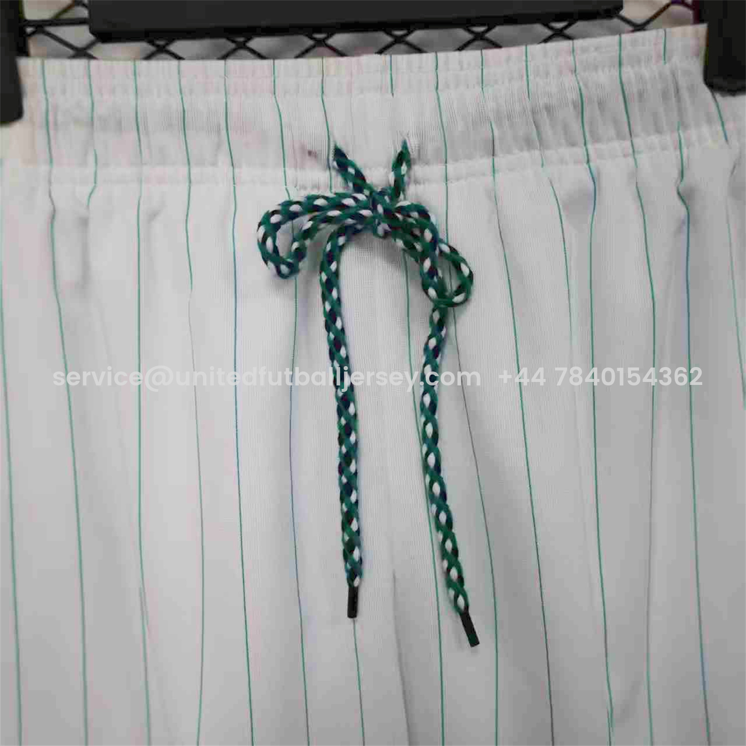 foot-Liver.pool 25-26 Trefoil White Travel Shorts - Player Version