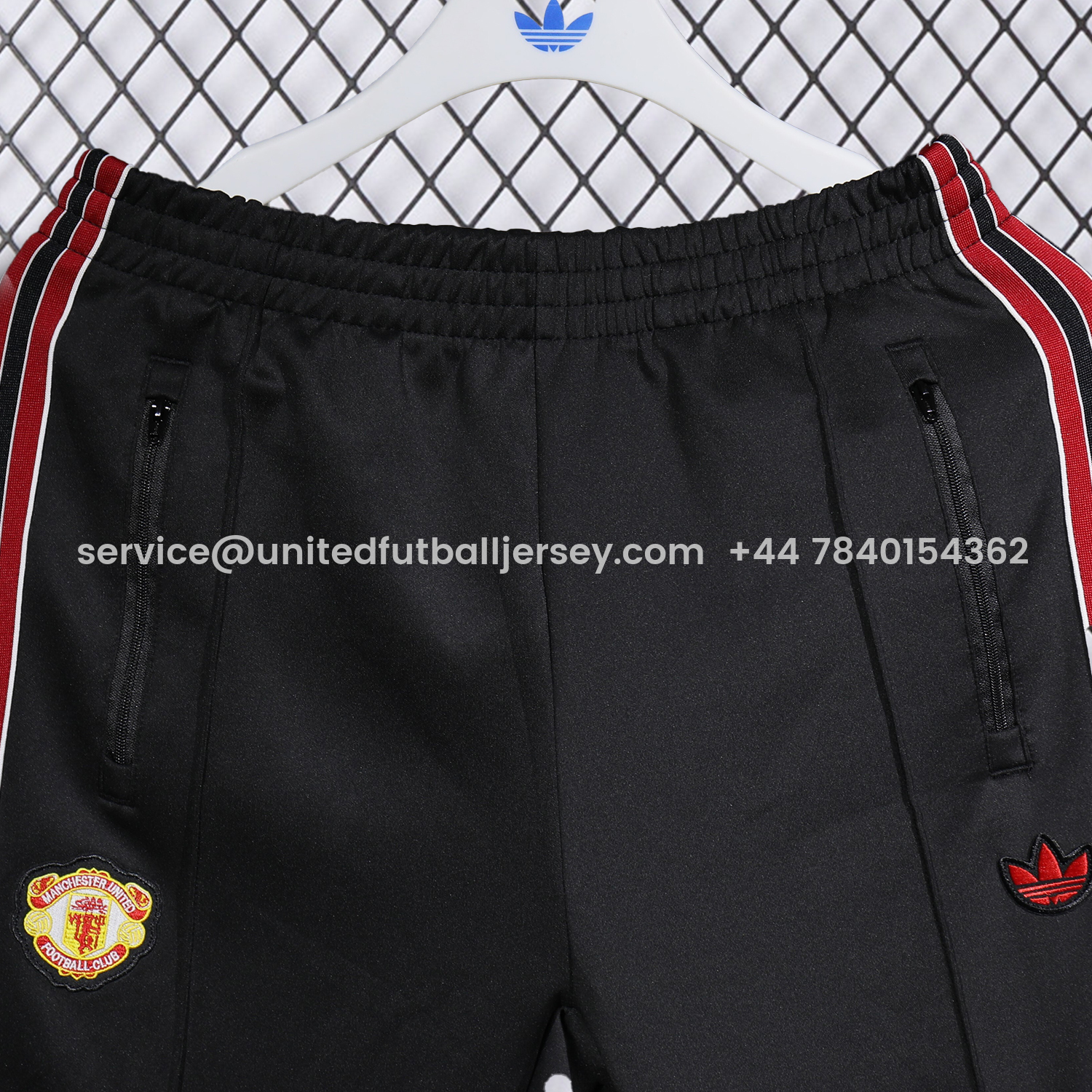 foot-Manchester United 25-26 Red Lines Training Set - Black Top and Black Pants