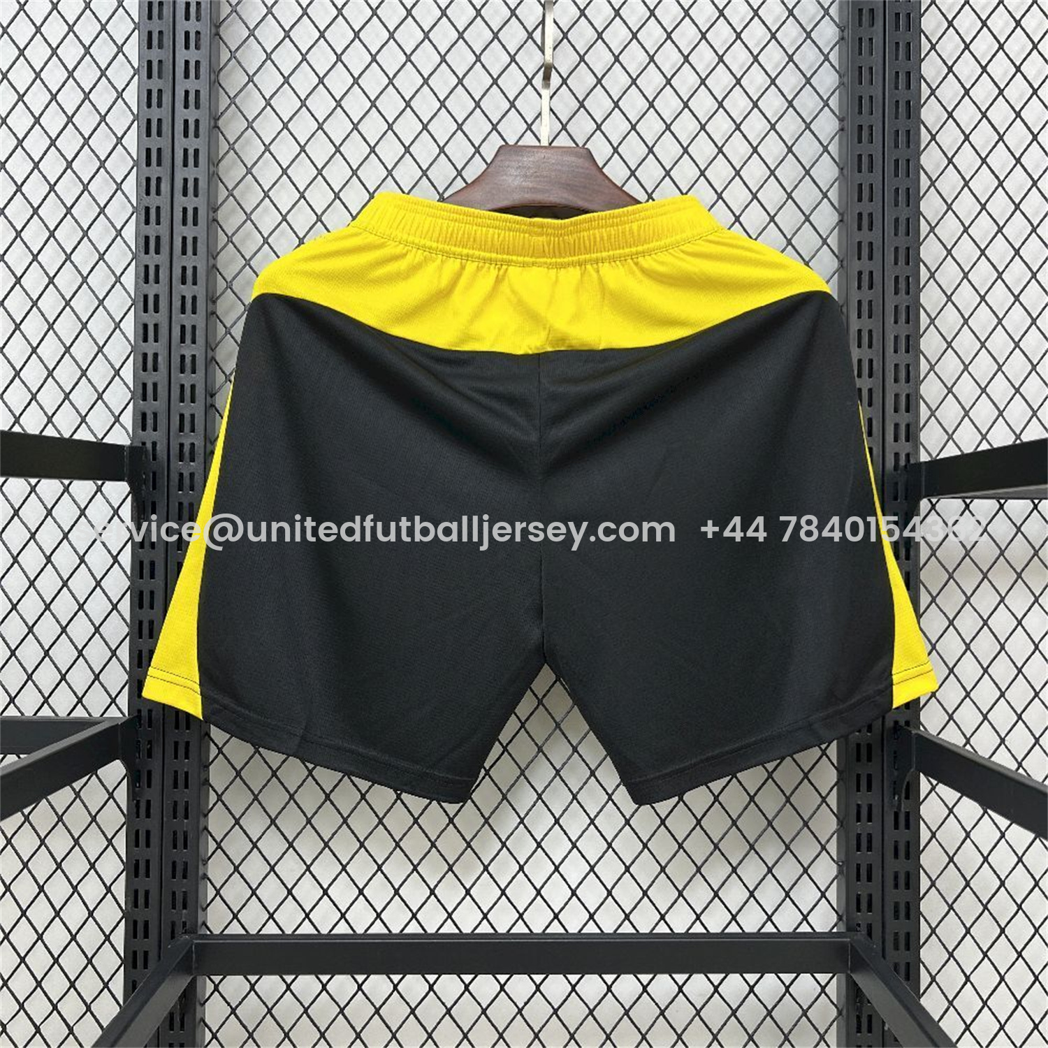 foot-Dortmund 25-26 Home Black Shorts - Fans Version