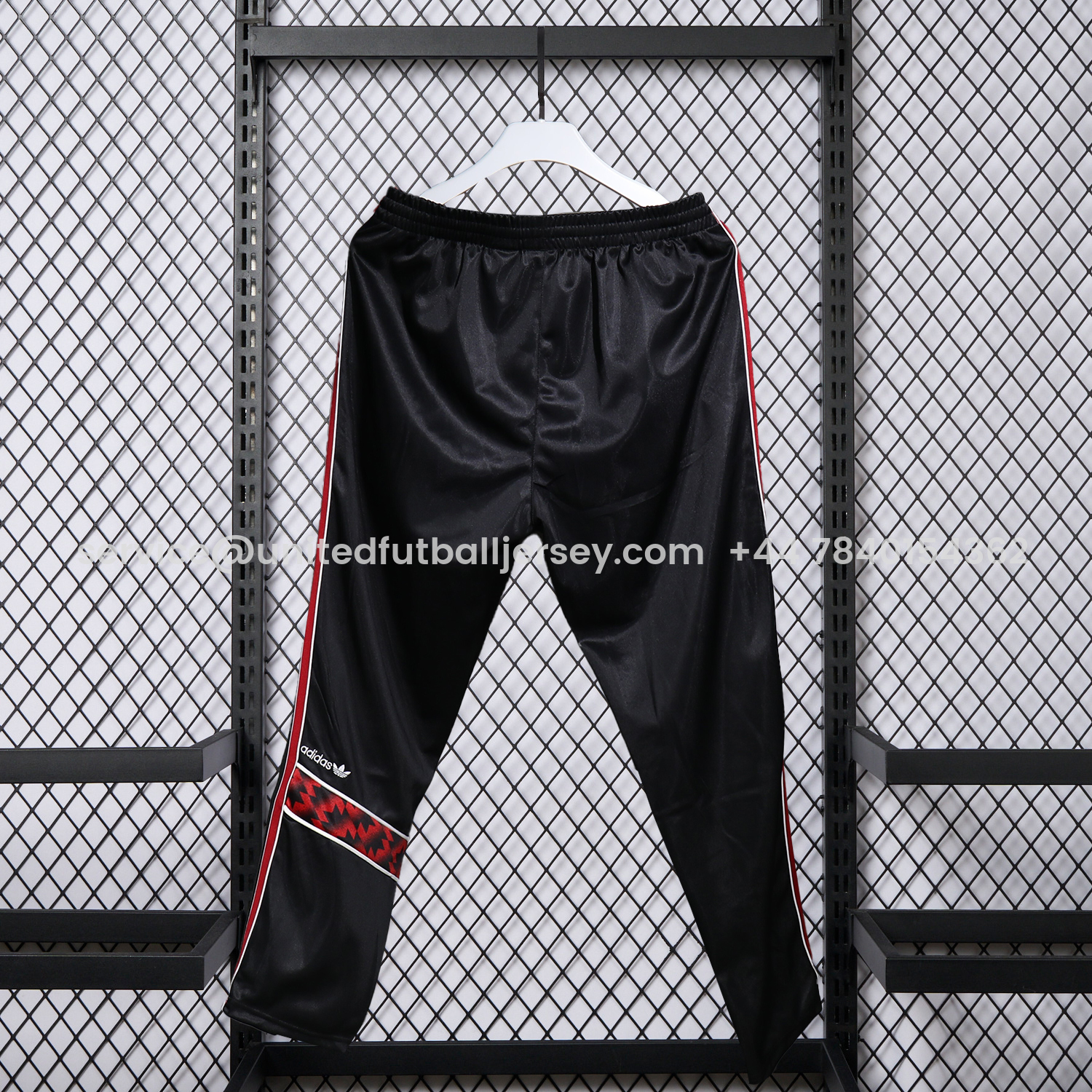 foot-Manchester United 25-26 Training Set - Red Black Top and Black Pants