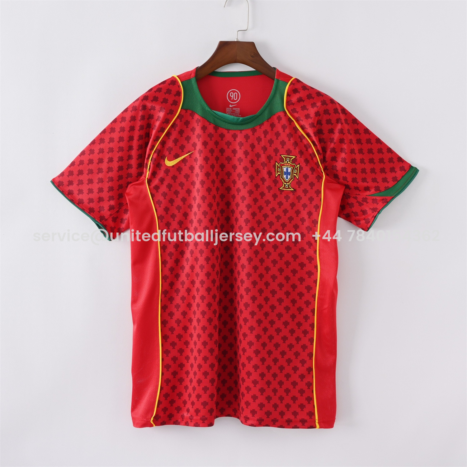 foot-Retro Portugal 2004 Home Jersey