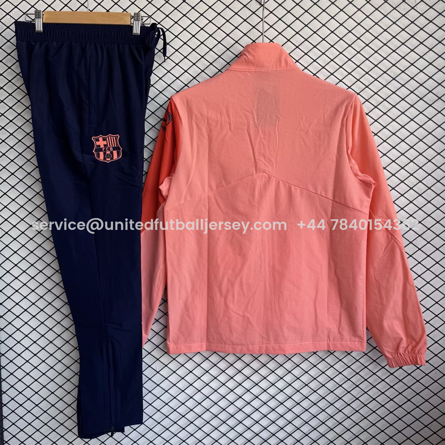 foot-Barcelona 25-26 Windbreaker Training Set - Pink Top and Black Pants