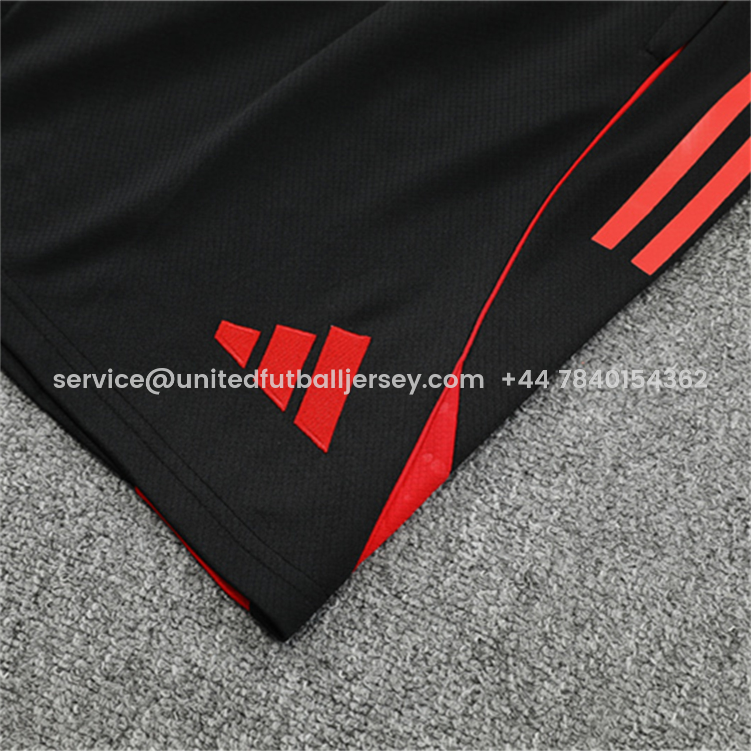 foot-Manchester United 25-26 Kids Short-Sleeve Training Set - Red Camouflage Top & Black Shorts