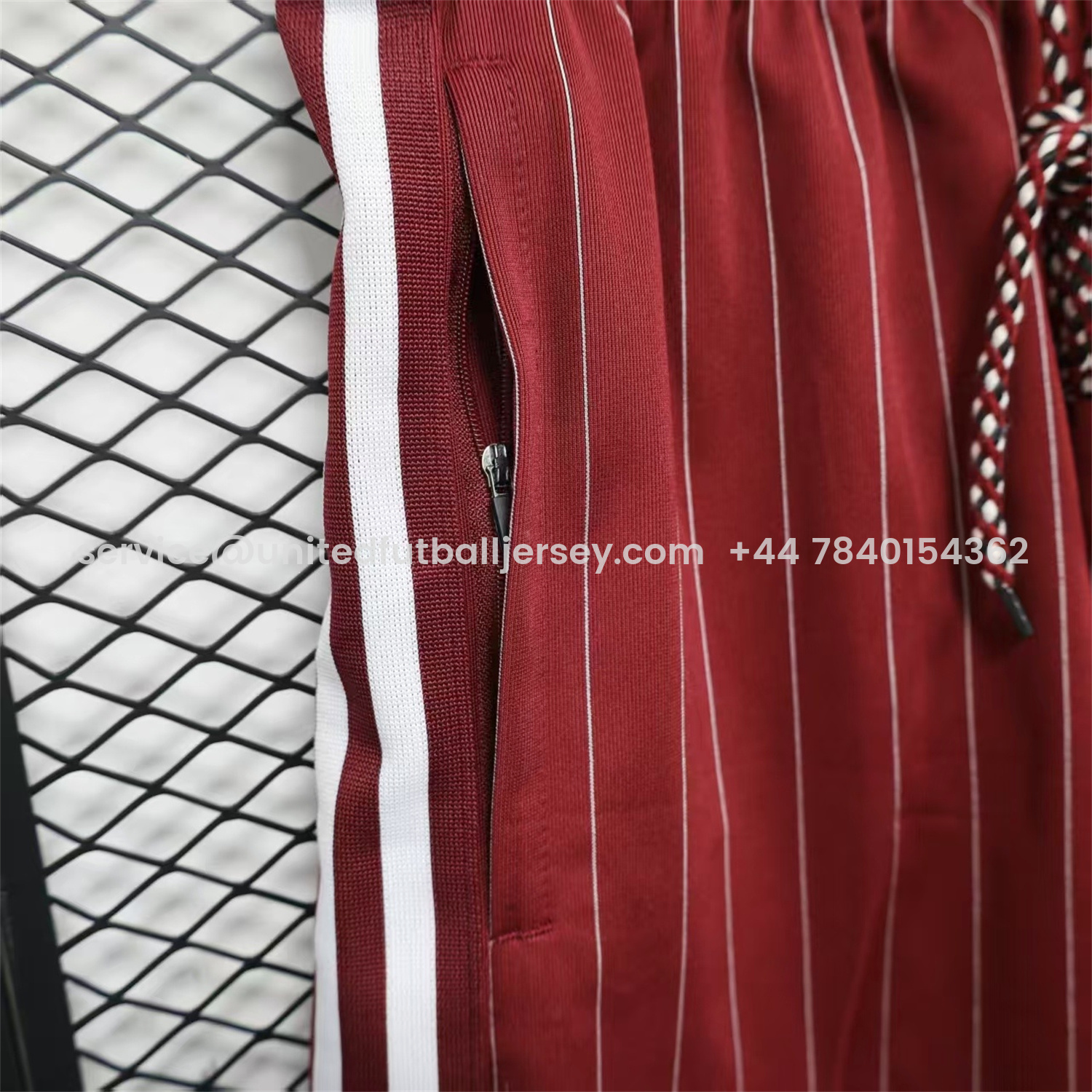 foot-Ajax 25-26 Icon Range Travel Special Edition Red Shorts - Player Version