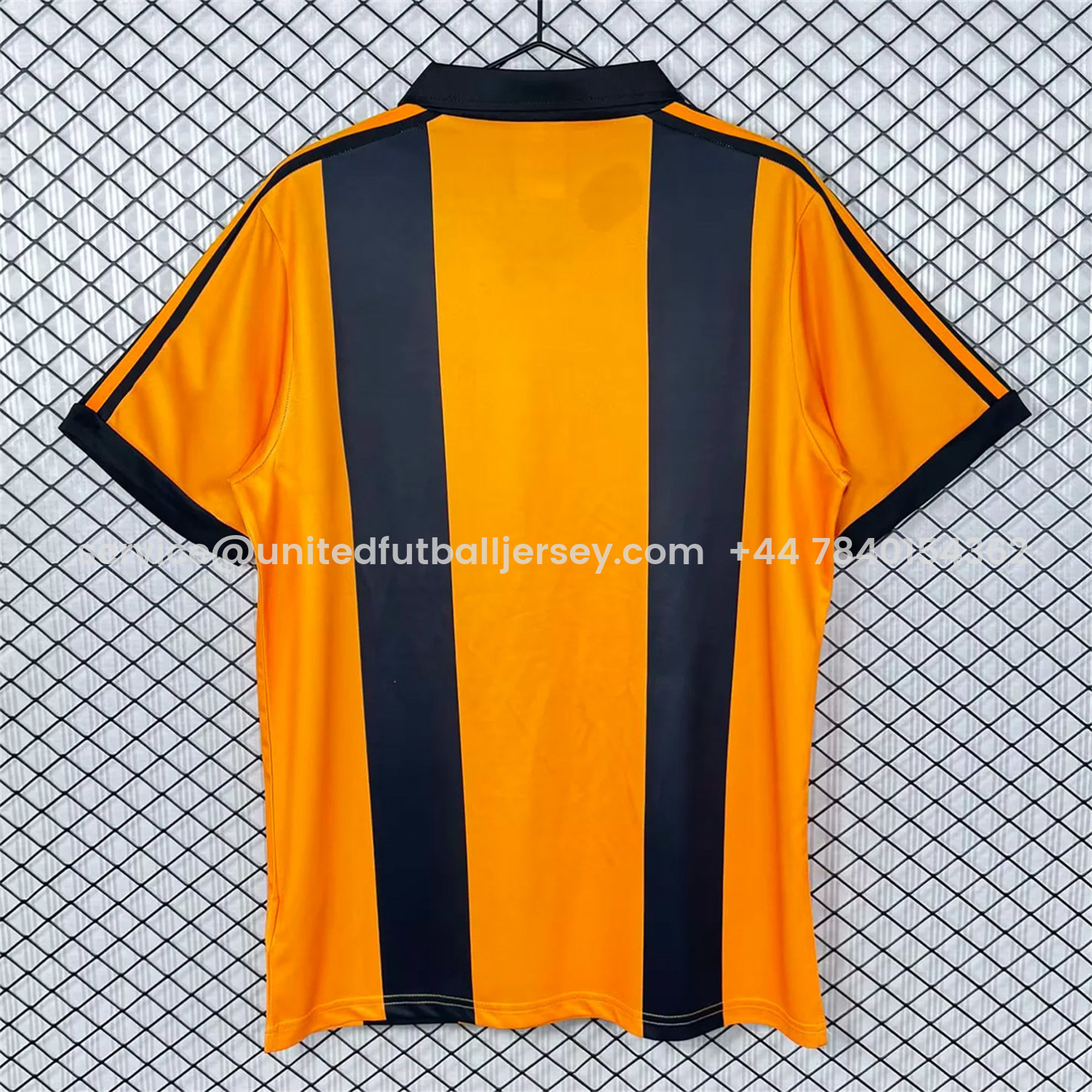foot-Retro Hull City 1981-82 Home Jersey