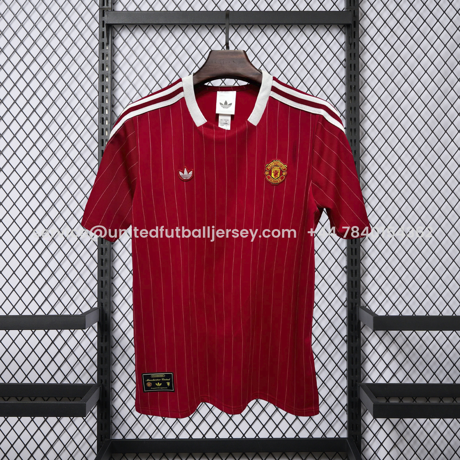 foot-Manchester United 25-26 Trefoil Red Travel Jersey - Fans Version