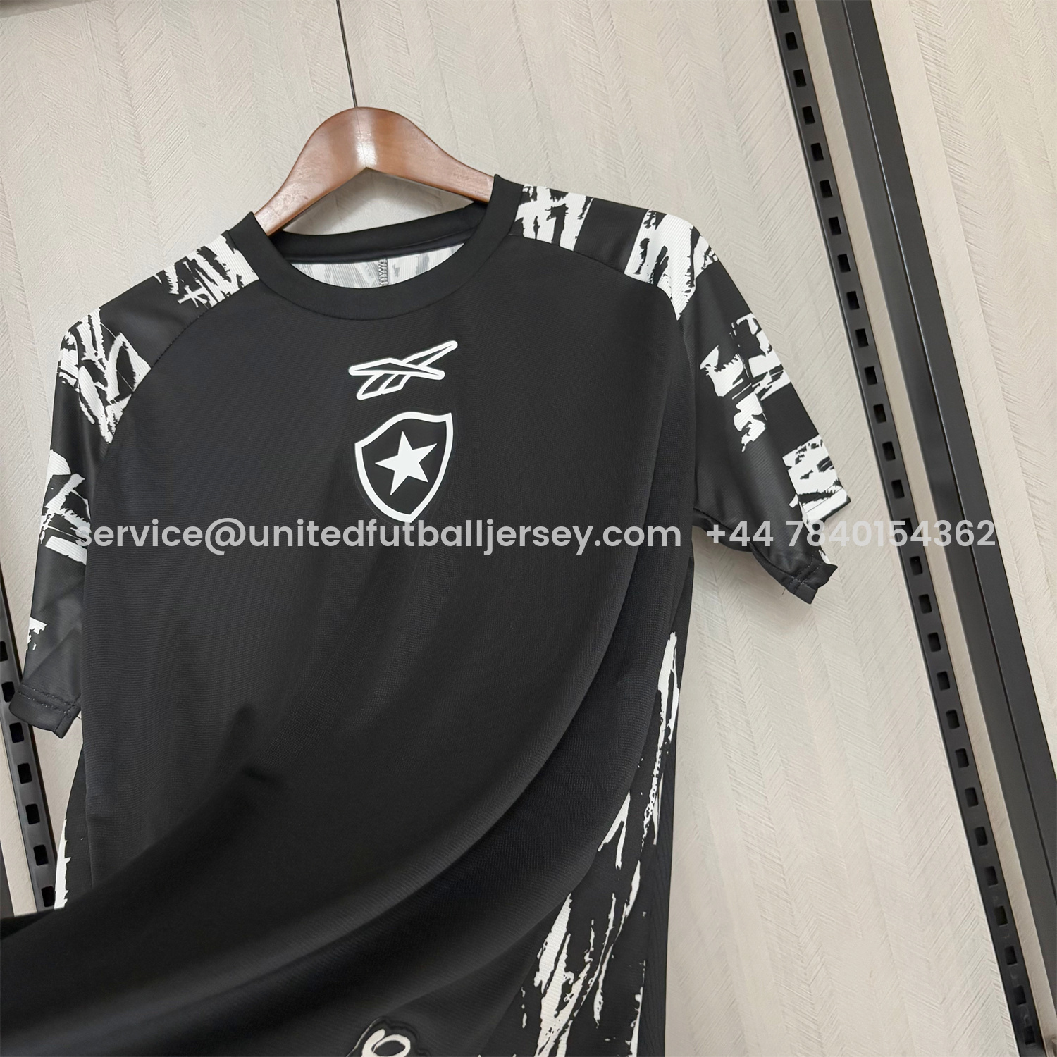 foot-Botafogo 25-26 Black Pre-Match Jersey - Fans Version