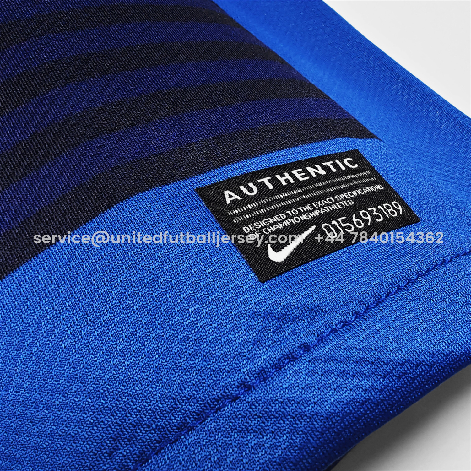 foot-Retro Manchester United 2011-12 Away Jersey