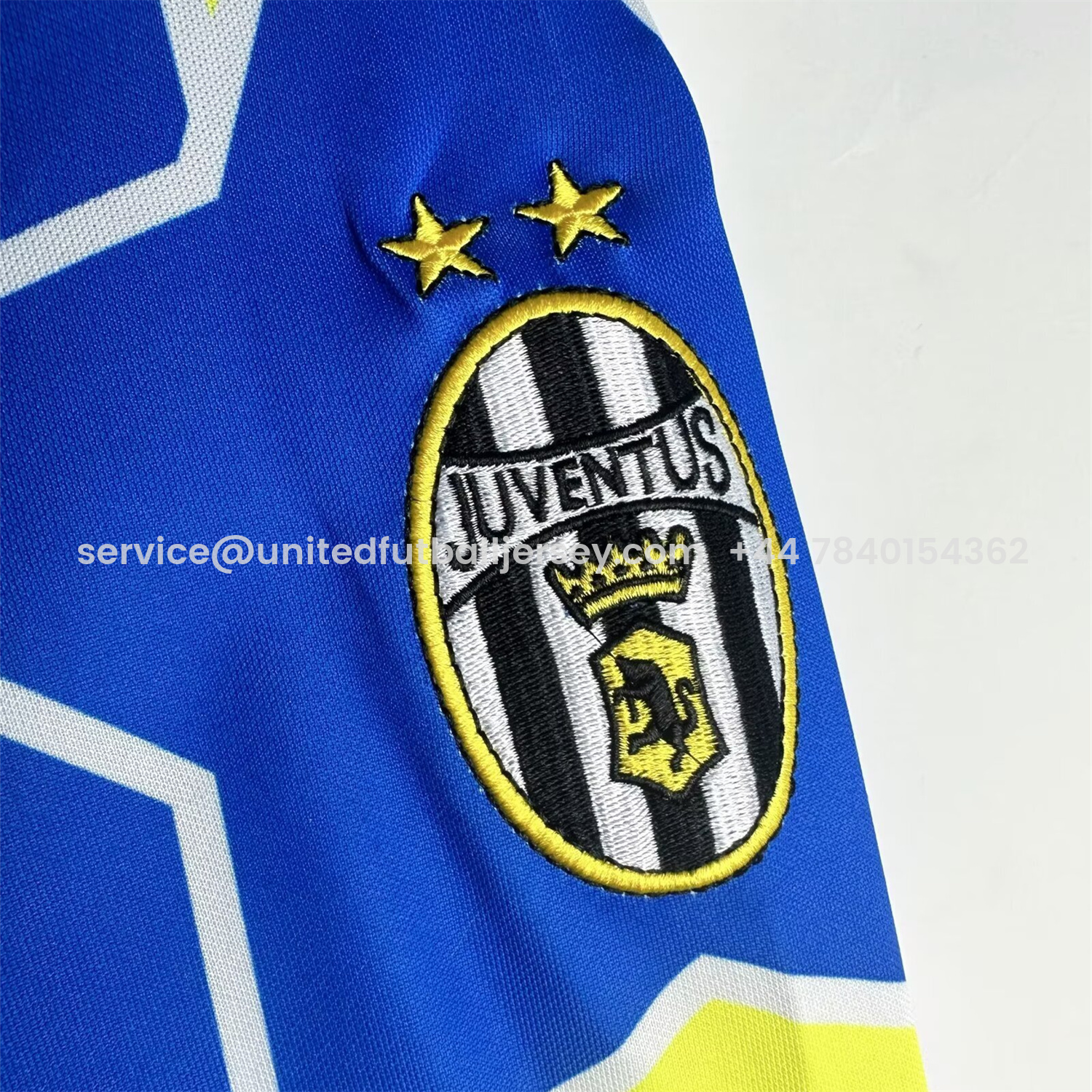 foot-Retro Juventus 1997-99 Third Jersey