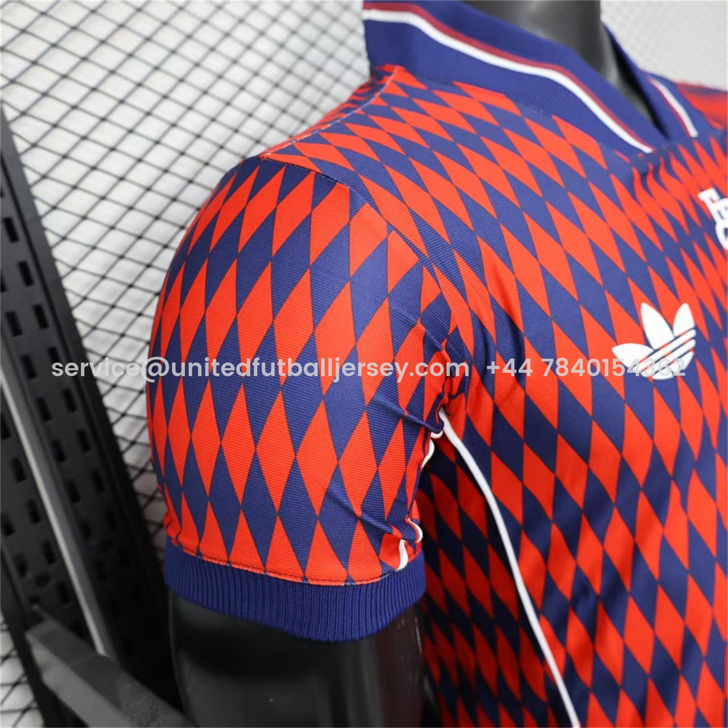 foot-Bayern Munich 25-26 Trefoil Retro Style Red And Deep Blue Jersey - Player Version