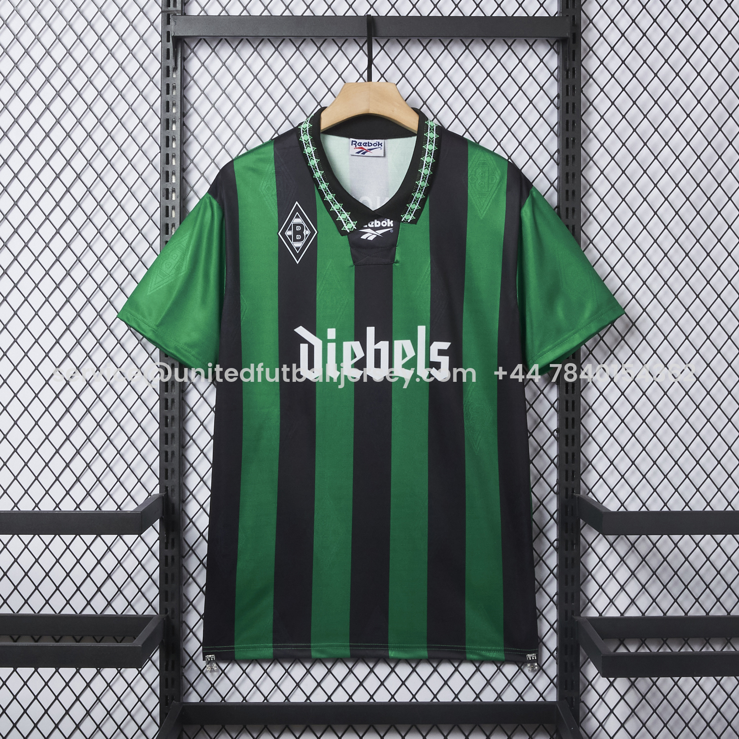 foot-Retro Borussia Mönchengladbach 1995-96 Away Jersey