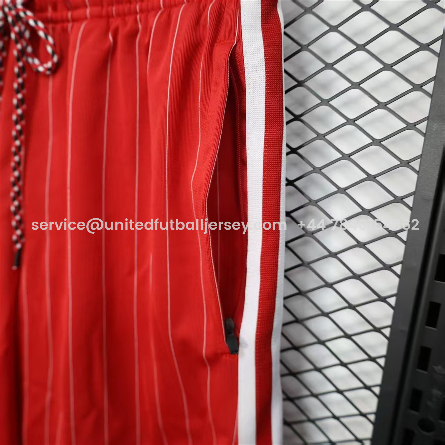 foot-Manchester United 25-26 Trefoil Red Travel Shorts - Player Version