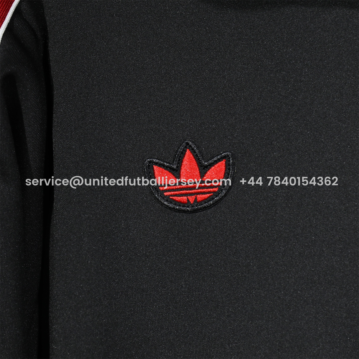 foot-Manchester United 25-26 Red Lines Training Set - Black Top and Black Pants