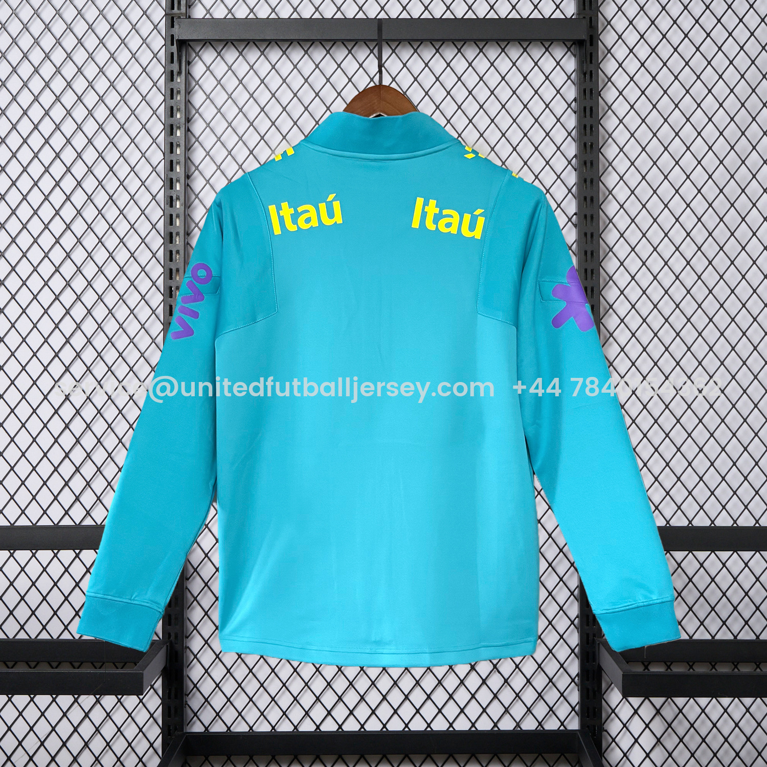 foot-Retro Brazil 2022 Pre-Match Cyan Unsponsored Windbreaker