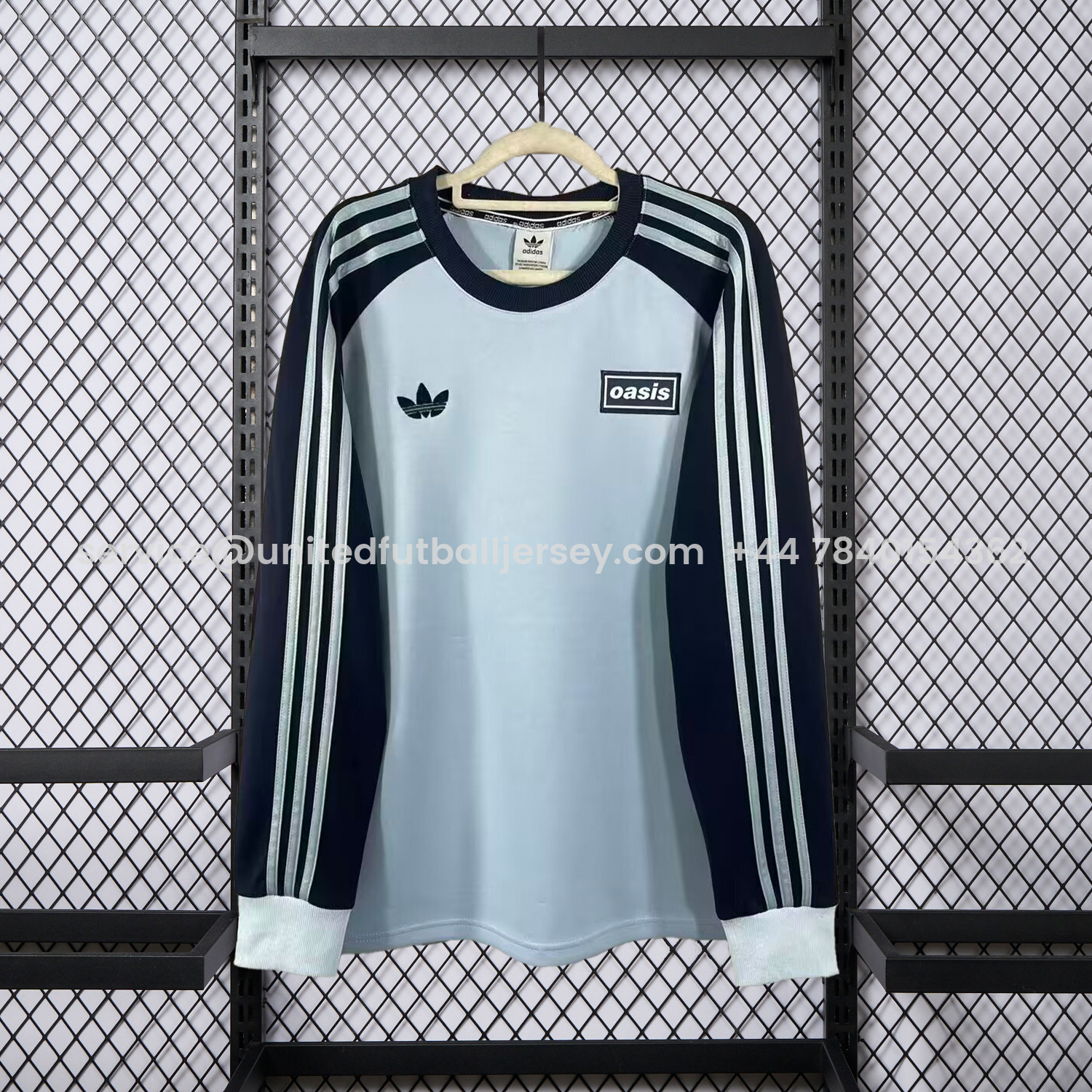 foot-Adidas 25-26 Oasis Originals Tour Light Blue Long Sleeves Jersey - Fans Version