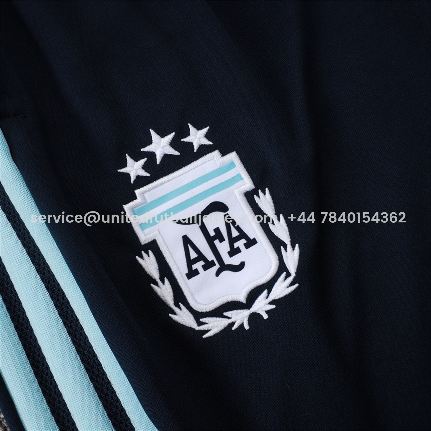 foot-Argentina 25-26 Windbreaker Training Set - Light Blue Top and Black Pants
