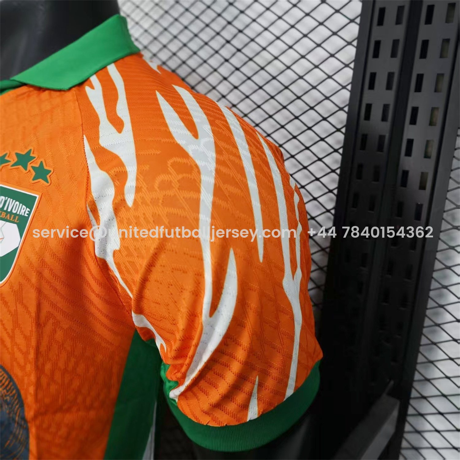 foot-Ivory Coast 25-26 Elephant And Kid Orange Jersey - Player Version