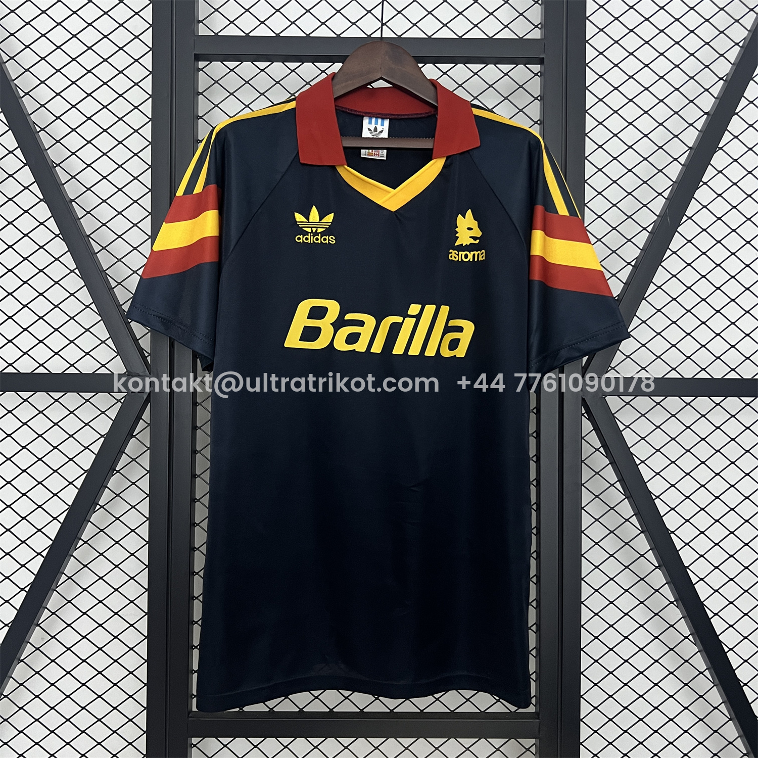 UltraTrikot-Retro Roma 1991-92 Third Jersey