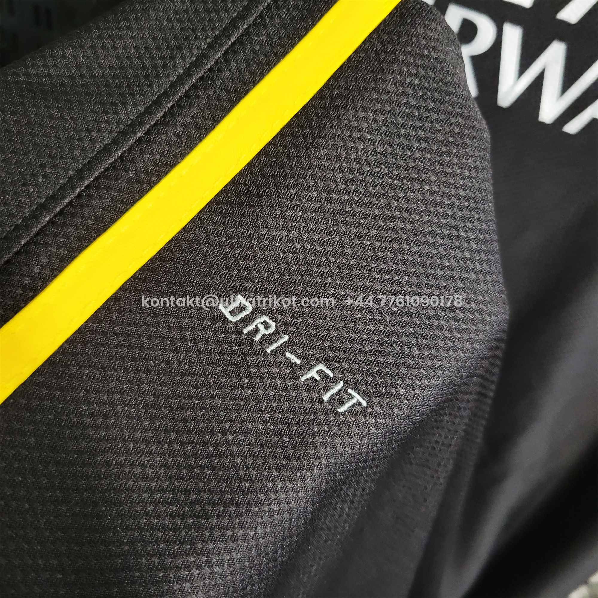 UltraTrikot-Retro Barcelona 13-14 Third Jersey