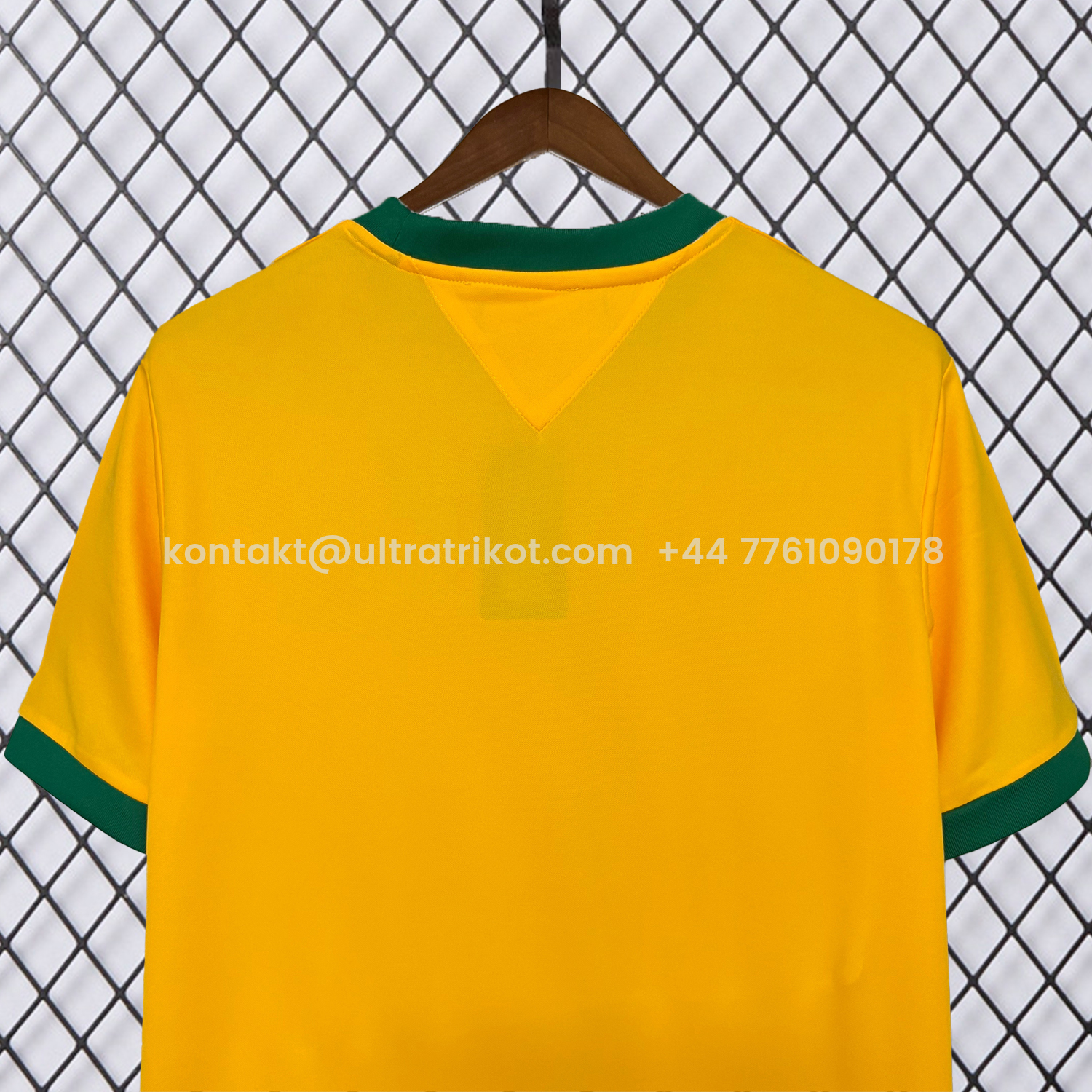 UltraTrikot-Retro Brazil 1971 Home Jersey