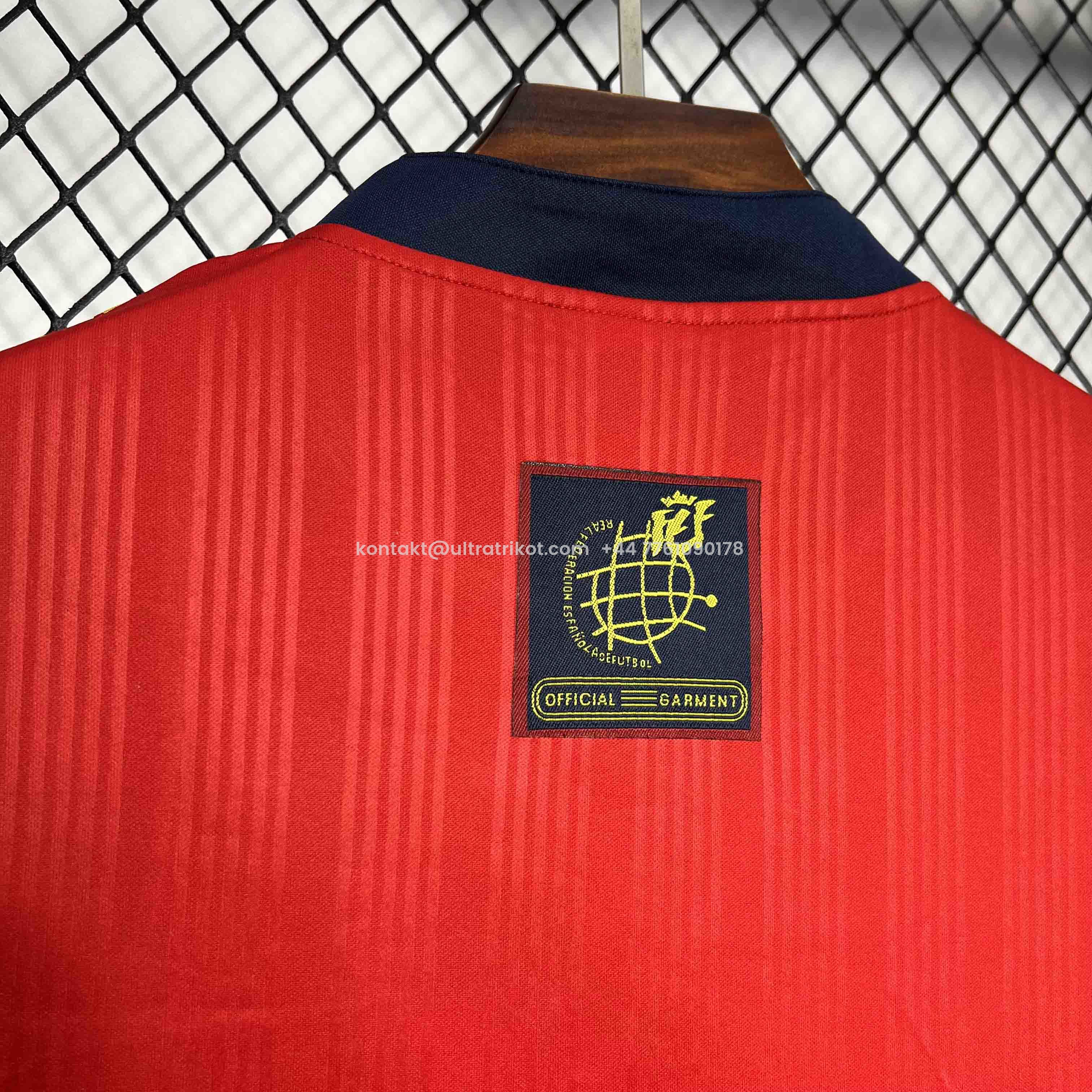 UltraTrikot-Retro Spain 1996 Home Jersey