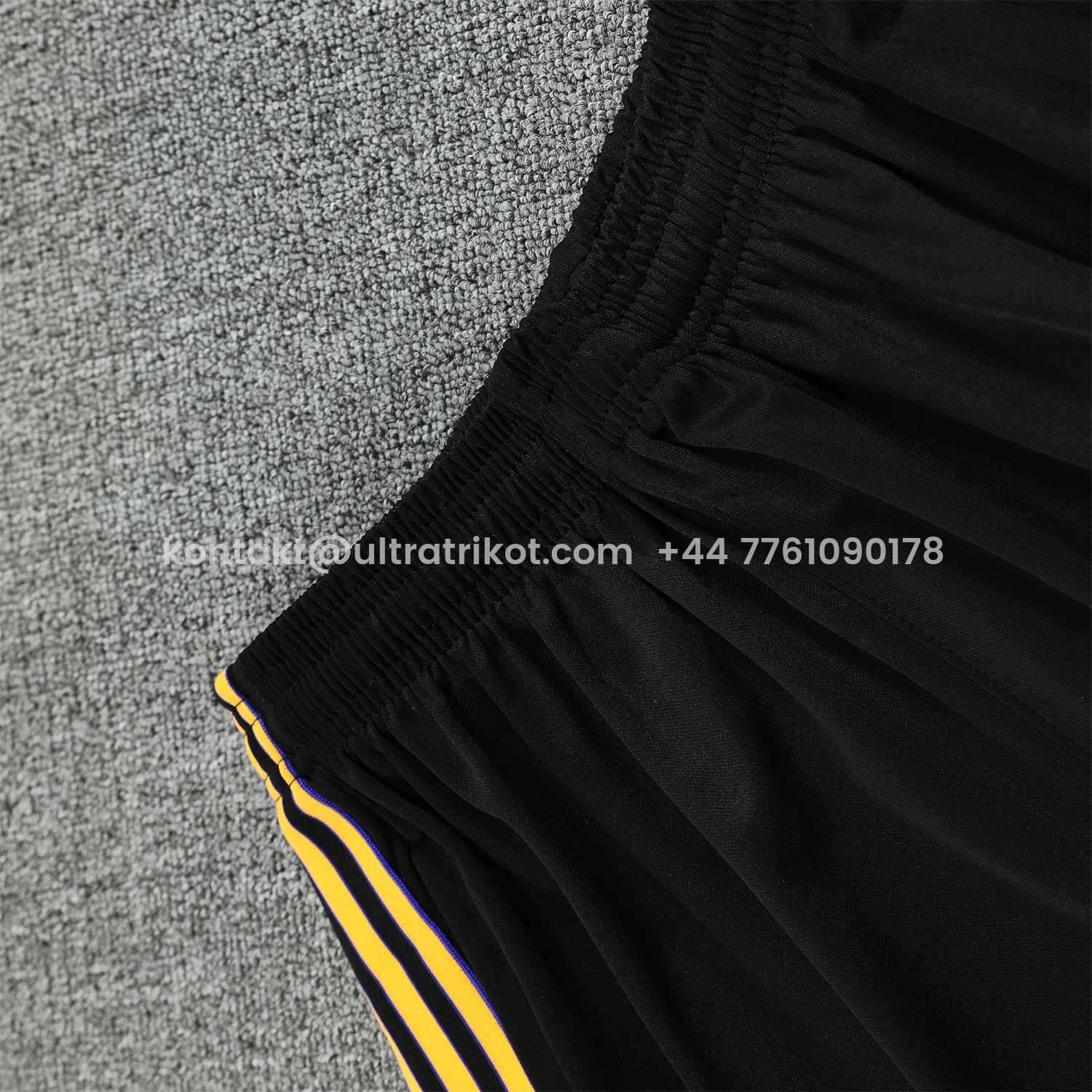 UltraTrikot-Manchester United 25-26 Short-Sleeve Training Set - Black Top & Black Shorts